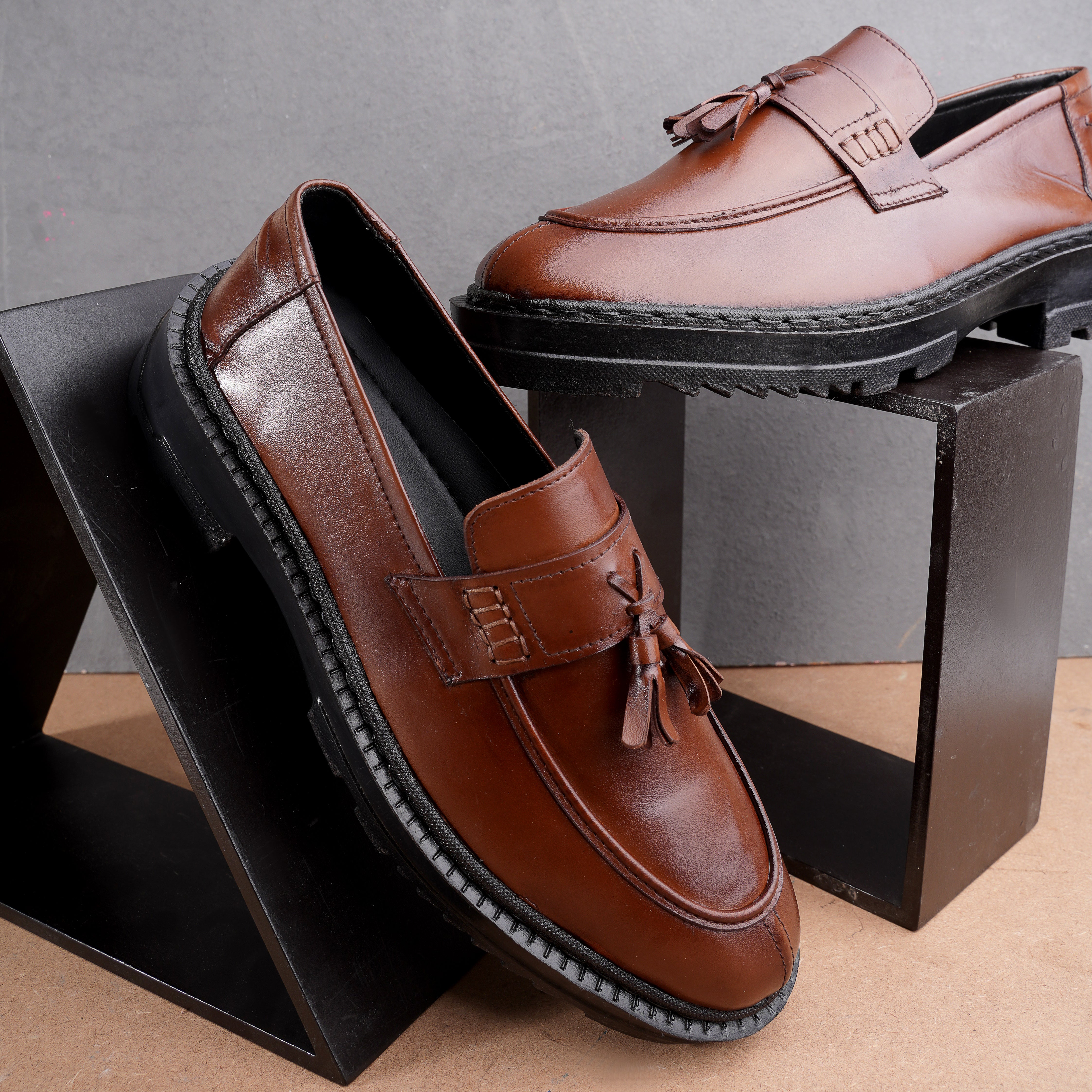 Premium Leather Chunky Tassel Loafers - Heritage Chestnut (Brown)