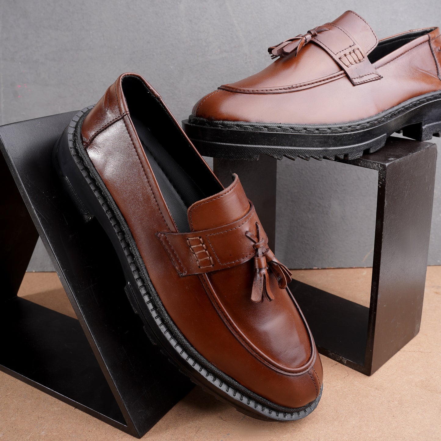 Leather Chunky Tassel Loafers - Brown