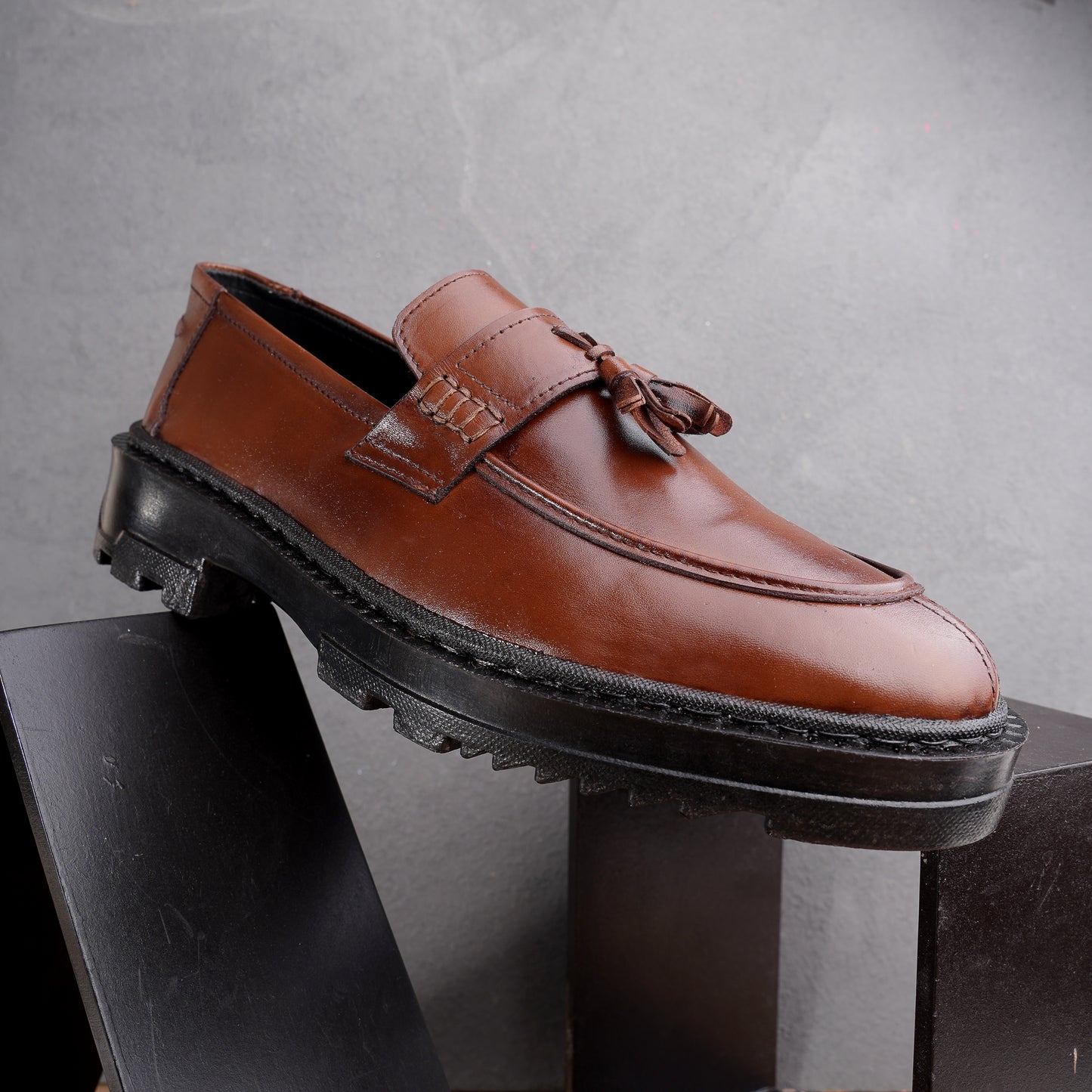Leather Chunky Tassel Loafers - Brown
