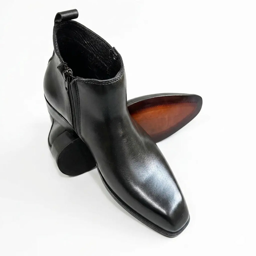 Italian Cut Down Toe Leather Chelsea - Side Zip - Black