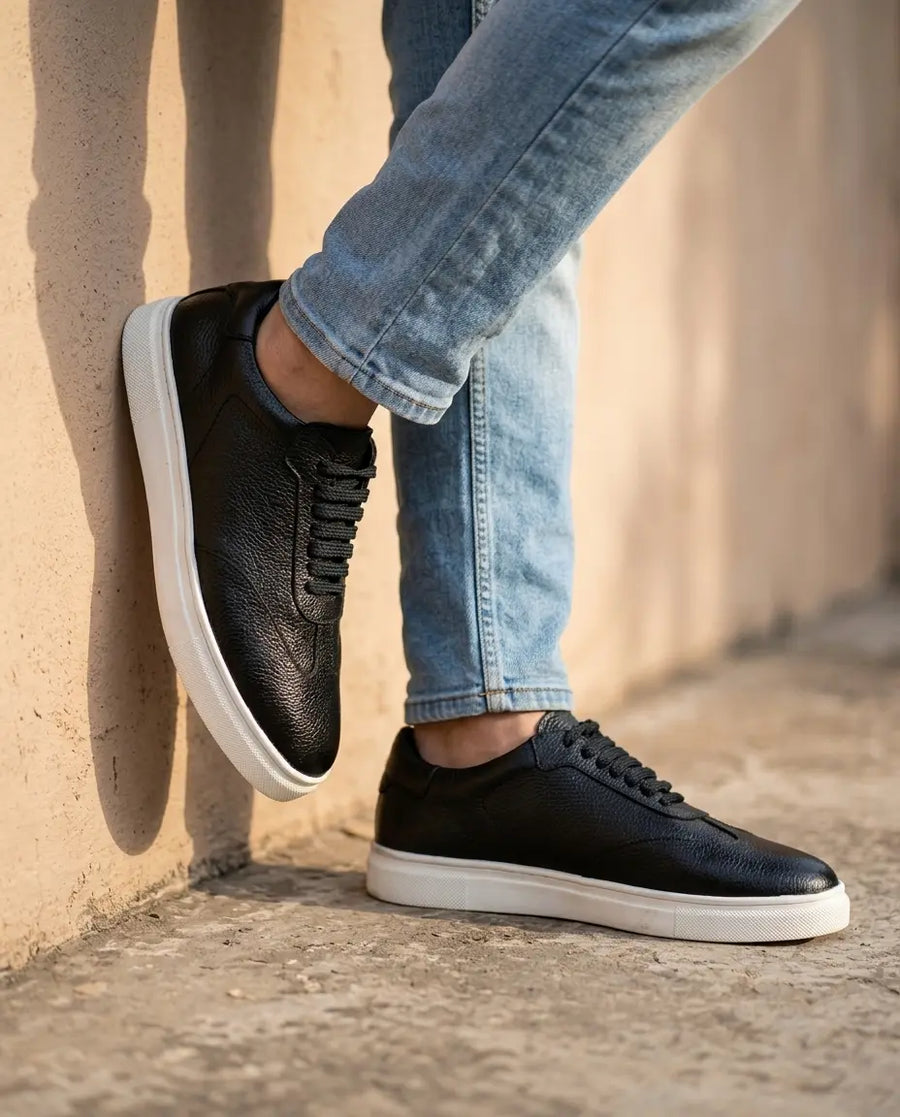 Zorva Meridian - Pebbled Leather Sneaker | Black