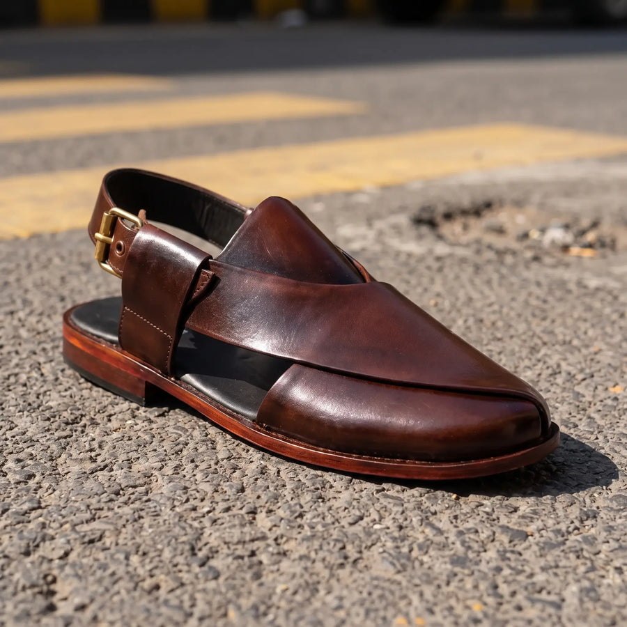 Kaptan Leather Chapal - Brown