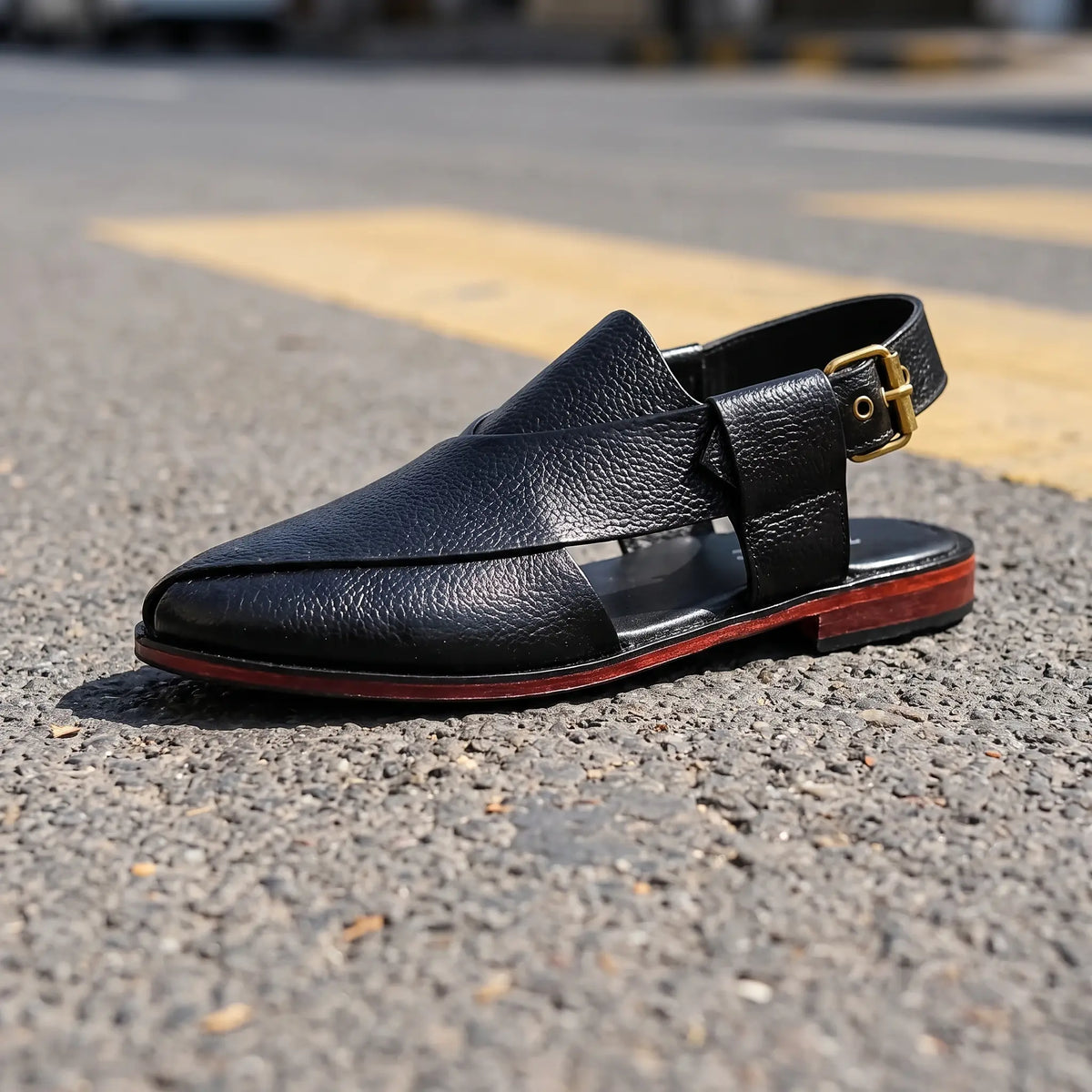 Kaptan Leather Chapal - Black