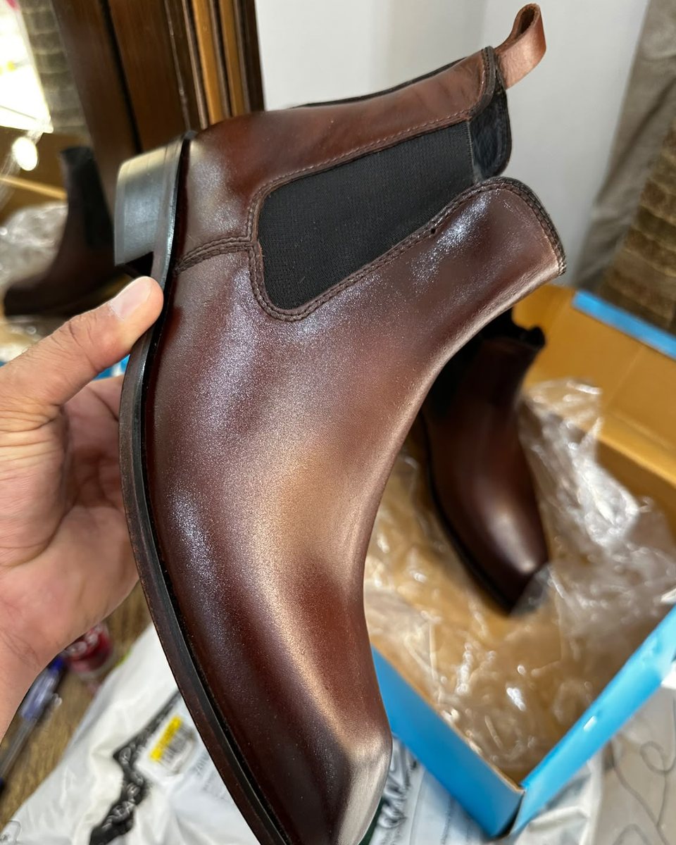 Zorva brown Chelsea boot with elastic gusset customer photo