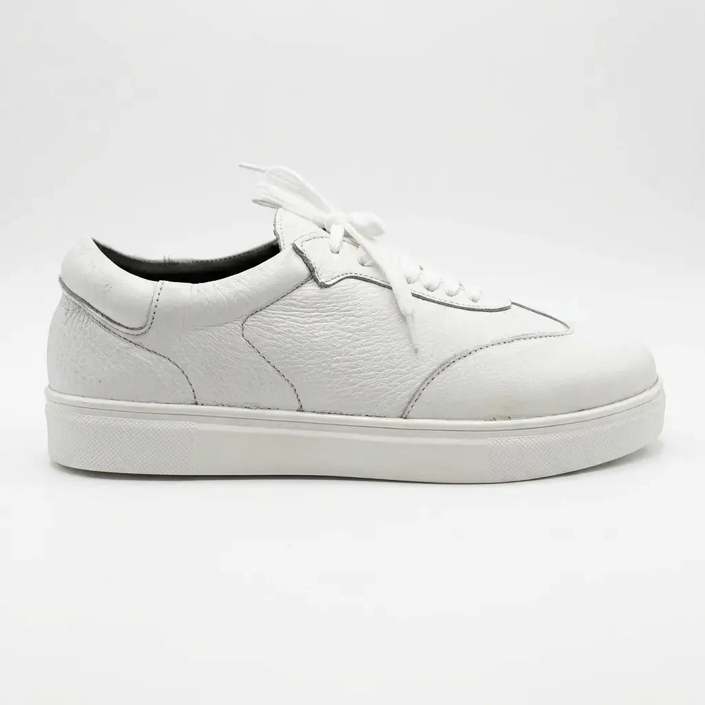 Zorva Meridian - Pebbled Leather Sneaker | White