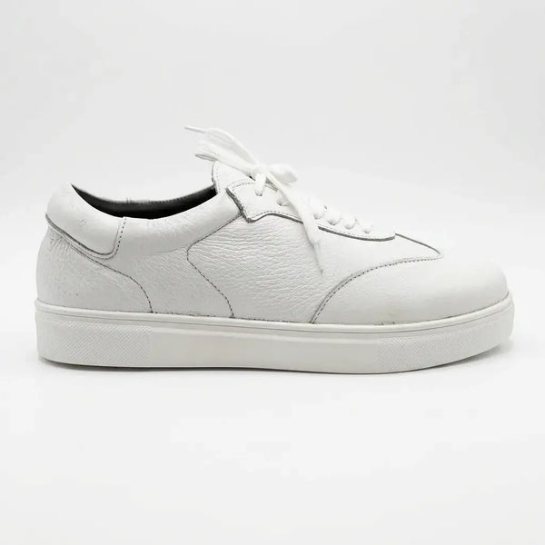 Zorva Meridian - Pebbled Leather Sneaker | White